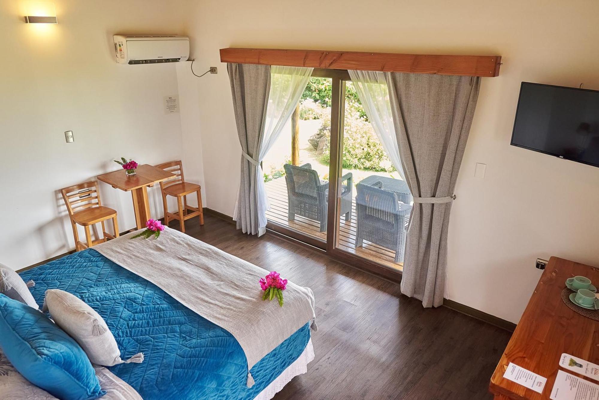Takarua Lodge Hanga Roa Ngoại thất bức ảnh