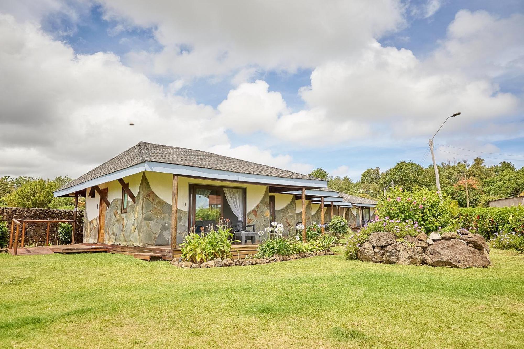 Takarua Lodge Hanga Roa Ngoại thất bức ảnh