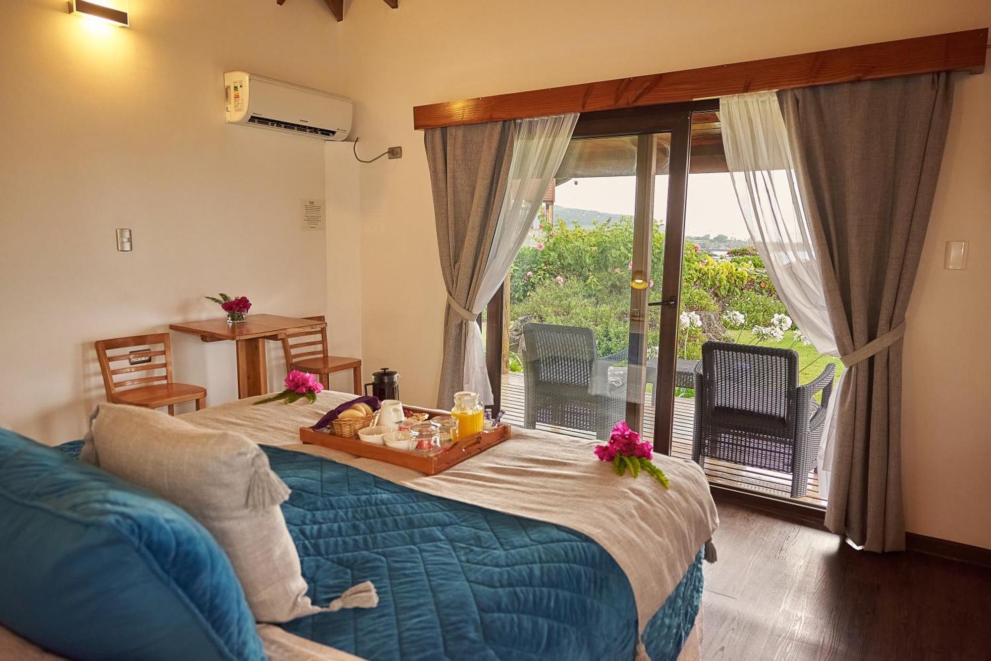 Takarua Lodge Hanga Roa Ngoại thất bức ảnh