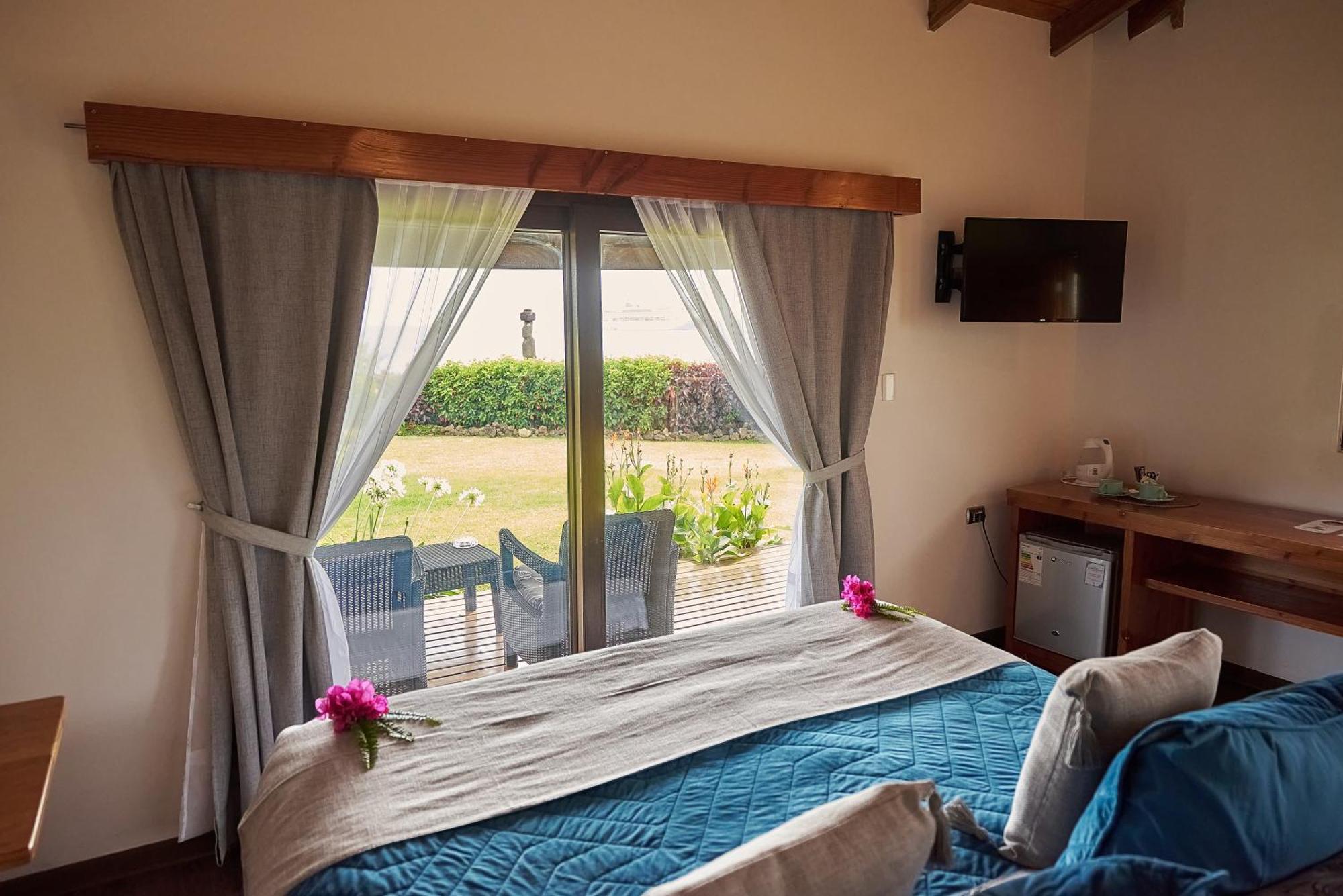 Takarua Lodge Hanga Roa Ngoại thất bức ảnh
